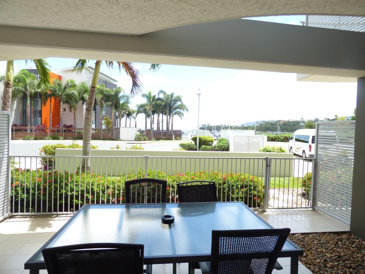 Marina View Apartment Airlie Beach Exterior foto